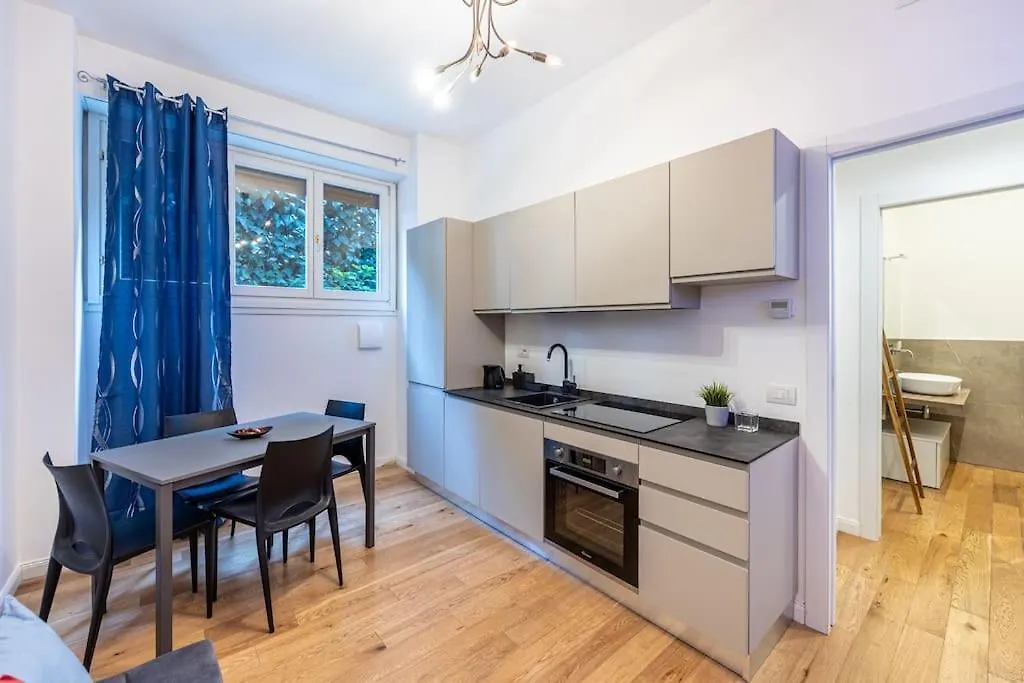 Moderno A City Life- Mico-3 Torri- Metro 700M Apartment Milan