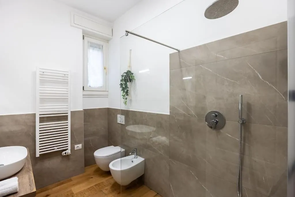 Moderno A City Life- Mico-3 Torri- Metro 700M Apartment Milan